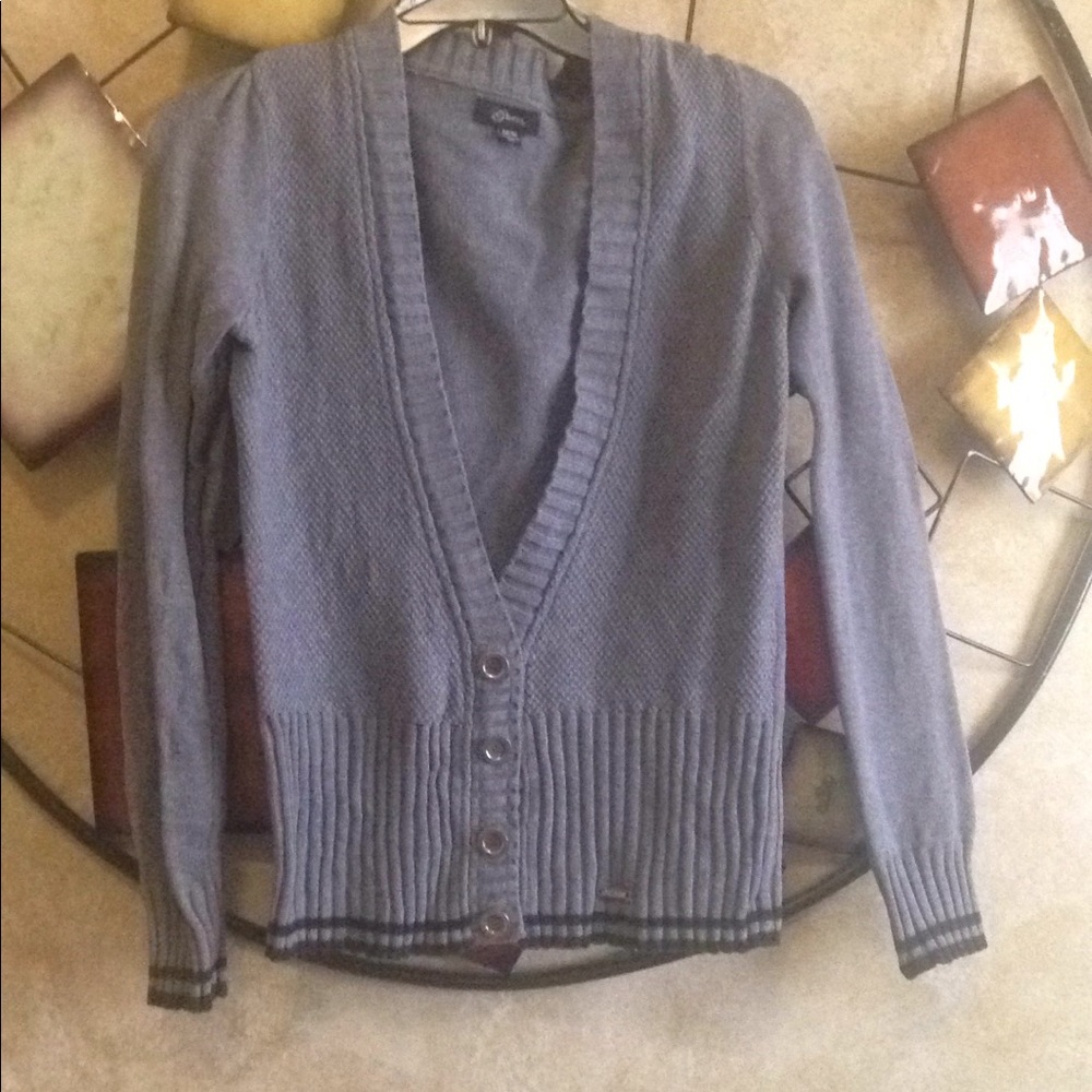 Guess sweater sizeM